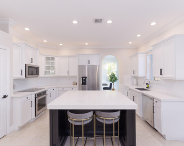 9638 Worswick Court - Photo Thumbnail 12