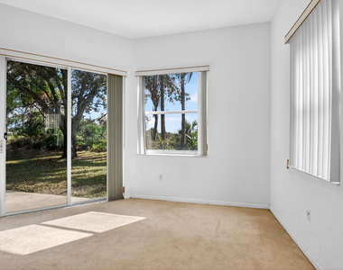 2431 Westmont Drive - Photo Thumbnail 25