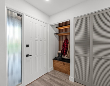 12950 Dartford Trail - Photo Thumbnail 9