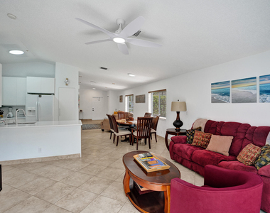 1245 Sw 46th Way - Photo Thumbnail 16