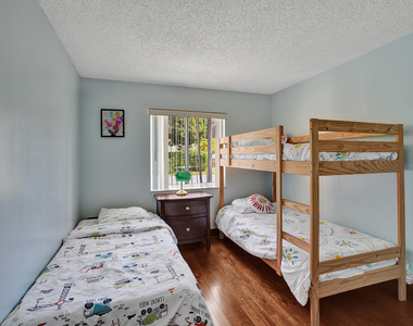 1245 Sw 46th Way - Photo Thumbnail 27