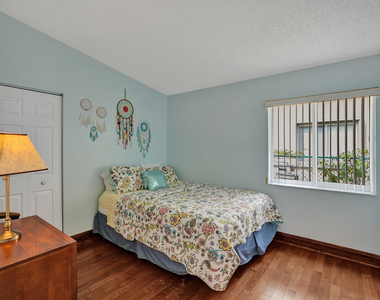 1245 Sw 46th Way - Photo Thumbnail 26