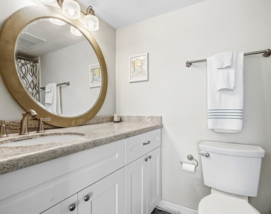 2440 Sw 22nd Avenue - Photo Thumbnail 19