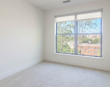 2209 Pershing Drive - Photo Thumbnail 14