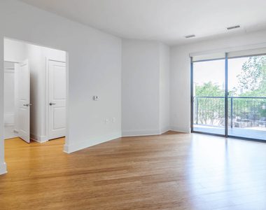 2209 Pershing Drive - Photo Thumbnail 11