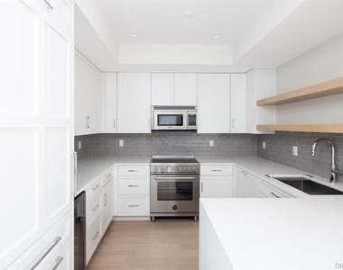 123 Sterling Avenue - Photo Thumbnail 1