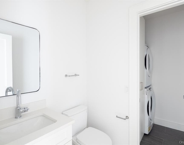 123 Sterling Avenue - Photo Thumbnail 3
