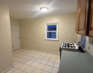 33 Kingston Avenue - Photo Thumbnail 1