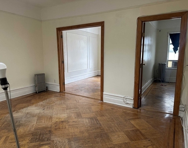28-18 41st Avenue - Photo Thumbnail 1