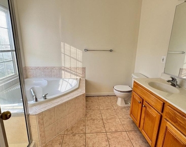 9611 Normanton Way - Photo Thumbnail 20