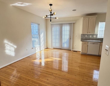 9611 Normanton Way - Photo Thumbnail 9