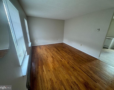 205 Little River Drive - Photo Thumbnail 1