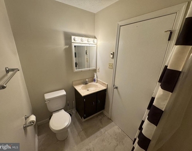 205 Little River Drive - Photo Thumbnail 16