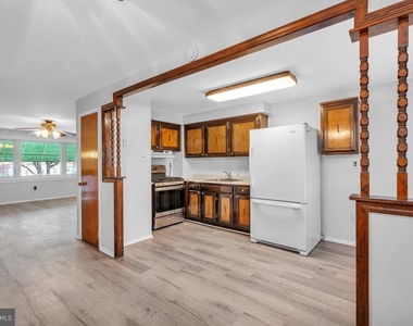 3639 Gaul Street - Photo Thumbnail 8