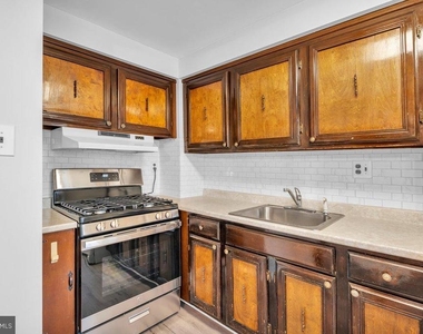 3639 Gaul Street - Photo Thumbnail 9