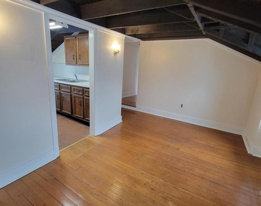 110 Gumbes Road - Photo Thumbnail 5