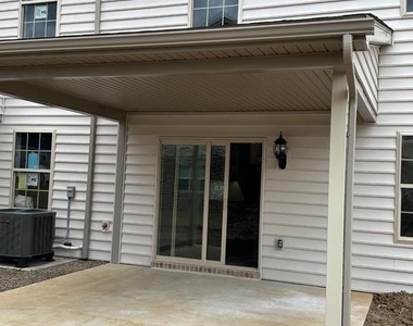 111 Delano Drive - Photo Thumbnail 22