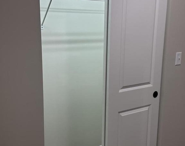 111 Delano Drive - Photo Thumbnail 12