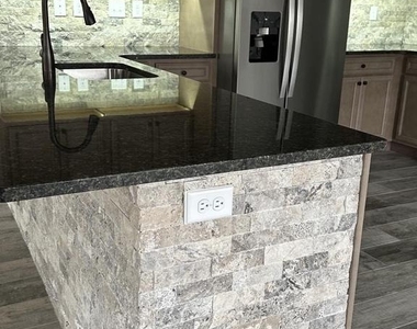 111 Delano Drive - Photo Thumbnail 2