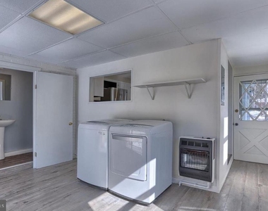 3216 Green Street - Photo Thumbnail 5