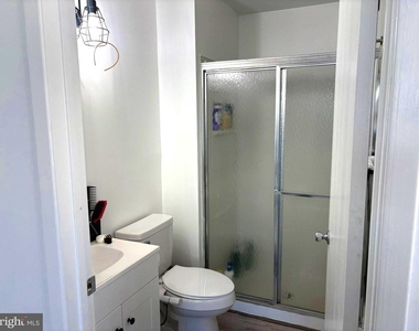 802 Lindsey Court - Photo Thumbnail 13