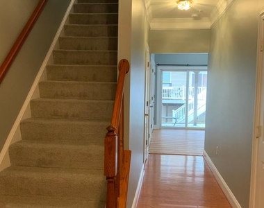 3301 Castle Ridge Circle - Photo Thumbnail 1