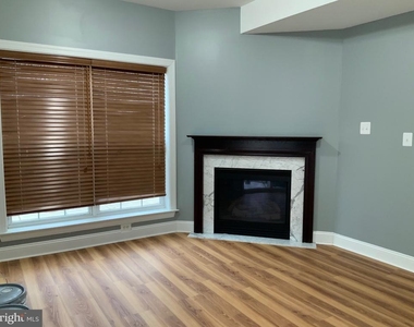3301 Castle Ridge Circle - Photo Thumbnail 5