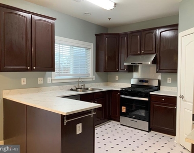 3301 Castle Ridge Circle - Photo Thumbnail 13
