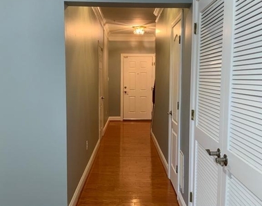 3301 Castle Ridge Circle - Photo Thumbnail 7