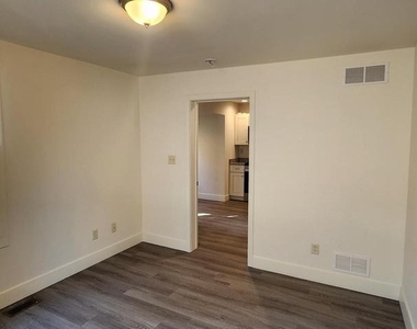 133 Alice Ann Street - Photo Thumbnail 7