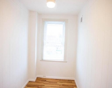 3702 Hayward Avenue - Photo Thumbnail 10