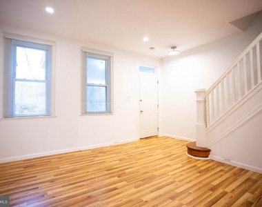 3702 Hayward Avenue - Photo Thumbnail 3