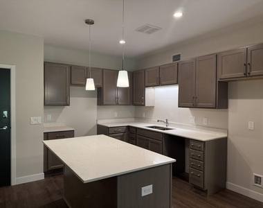 2645 Burton Road - Photo Thumbnail 16