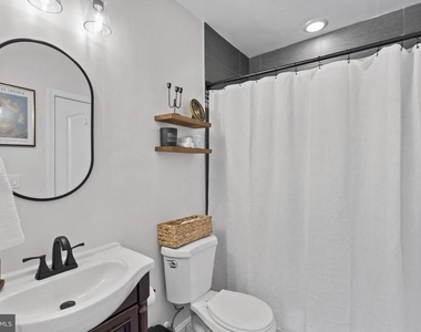 1363 Childress Ne - Photo Thumbnail 17