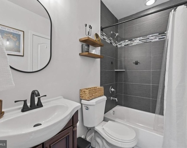 1363 Childress Ne - Photo Thumbnail 18