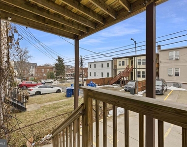 1363 Childress Ne - Photo Thumbnail 32
