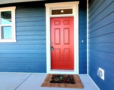 836 Emmer Street - Photo Thumbnail 1
