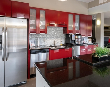 200 Perkins Drive - Photo Thumbnail 13
