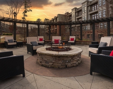 200 Perkins Drive - Photo Thumbnail 4