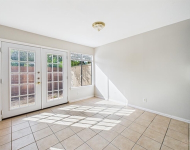 9520 Quail Village Ln - Photo Thumbnail 7