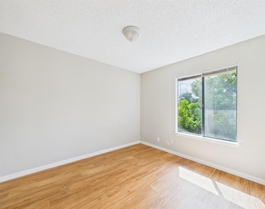 9520 Quail Village Ln - Photo Thumbnail 19