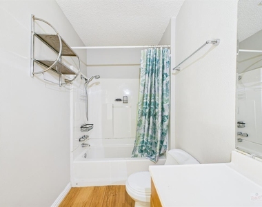 9520 Quail Village Ln - Photo Thumbnail 21