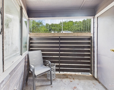 1840 Burton Dr - Photo Thumbnail 2