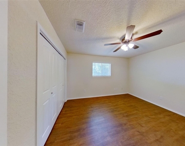 2107 Magnolia Dr - Photo Thumbnail 25