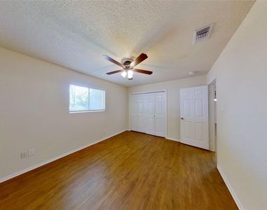 2107 Magnolia Dr - Photo Thumbnail 24