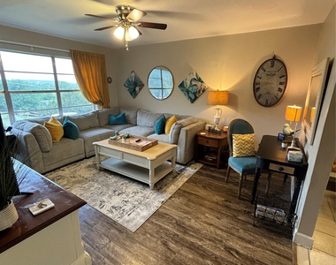 1307 Sherry Ln - Photo Thumbnail 25