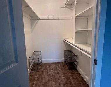 4339 Demedici Avenue - Photo Thumbnail 12