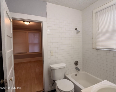 511 Ivy Street - Photo Thumbnail 9