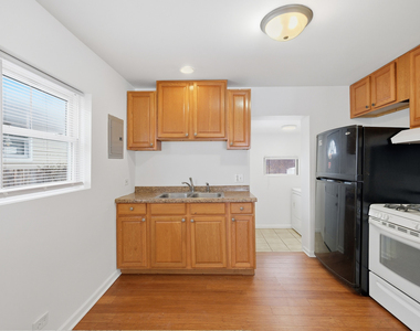 426 Alpine Drive - Photo Thumbnail 8