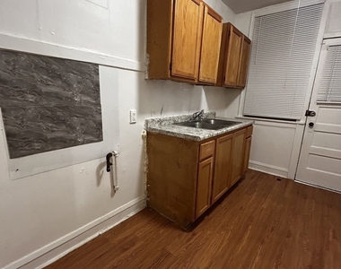 209 N Kolmar Avenue - Photo Thumbnail 2